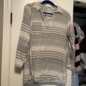 Tunic pocket front shirt